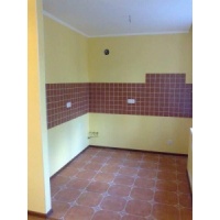 Ремонт большой кухни в Красноярске. Облицовка кафелем
